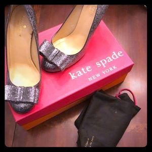Kate Spade Silver/Pewter Glitter Bow Heels
